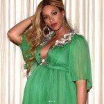 BEYONCÉ TO  GIVE SCHOLARSHIPS TO 4 YOUNG WOMEN WHO ARE “UNAFRAID TO THINK OUTSIDE THE BOX”