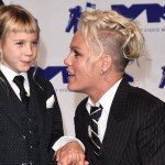 READ PINK’S TEAR JERKING SPEECH TO HER DAUGHTER