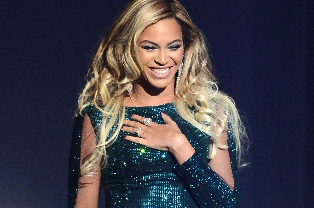 BEYONCE PLEDGES SUPPORT TO THE VICTIM OF HURRICANE HARVEY IN HOUSTON