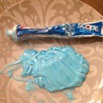 HOW A MOTHER TAUGHT HER DAUGHTER A LIFE LESSON WITH TOOTHPASTE
