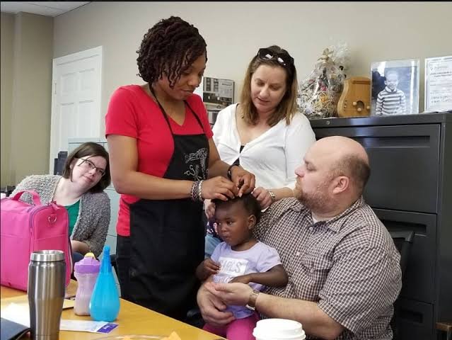 MEET TAMEKIA SWINT, THE ENTREPRENEUR WHO CREATED A HAIR SCHOOL FOR WHITE ADOPTIVE PARENTS OF BLACK CHILDREN