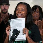 MEET ANTOINETTE HARRIS, THE FIRST WOMAN TO RECEIVE A FULL COLLEGE FOOTBALL SCHOLARSHIP