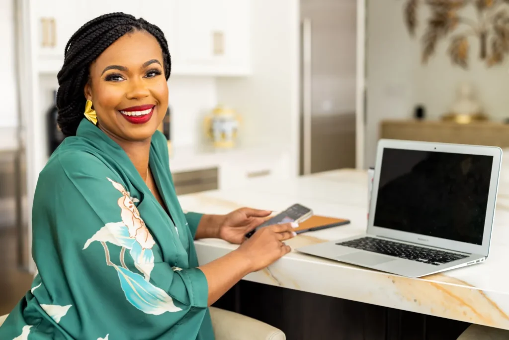 How Jasmine Womack Helped Over 1000 Authors Become Six-Figure Storytellers