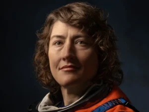 Christina Koch Becomes First Woman to Orbit the Moon