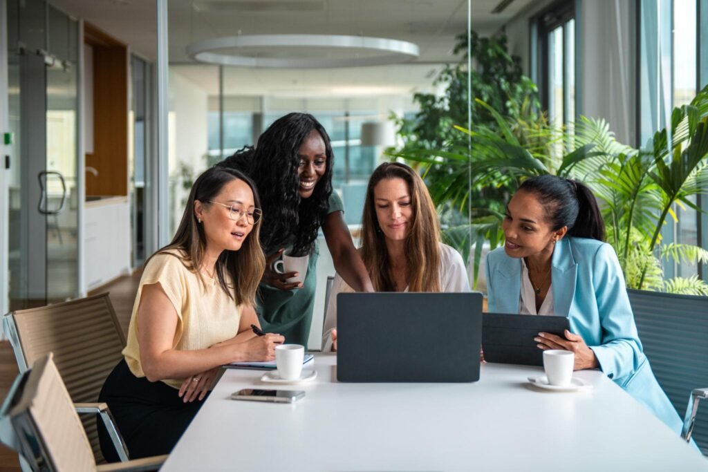 How to Get Featured in the Media: A Complete Guide for Women Entrepreneurs, Leaders, and Changemakers