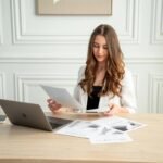 How to Write a Professional Media Kit That Gets You Noticed