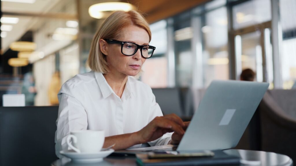 3 Reasons Journalists Ignore Your Pitch (And How to Fix It)