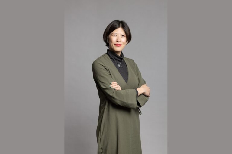 Linda Du Is Using AI, Finance and Storytelling to Help People Make Smarter Decisions Linda Du, Founder and CEO of Moola Money and speaker at the Women of Rubies Media Visibility Bootcamp 6.0